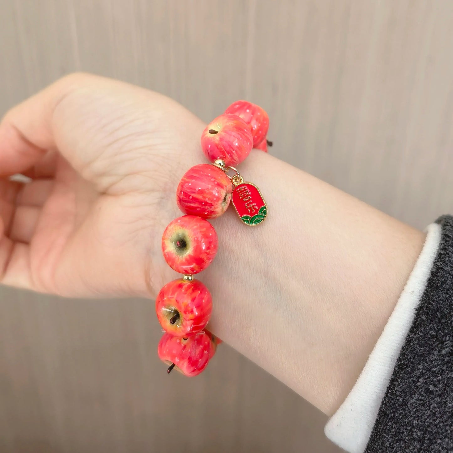 Pulsera de Manzanas